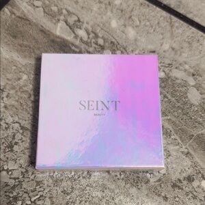 Seint Beauty Iridescent Makeup Palette